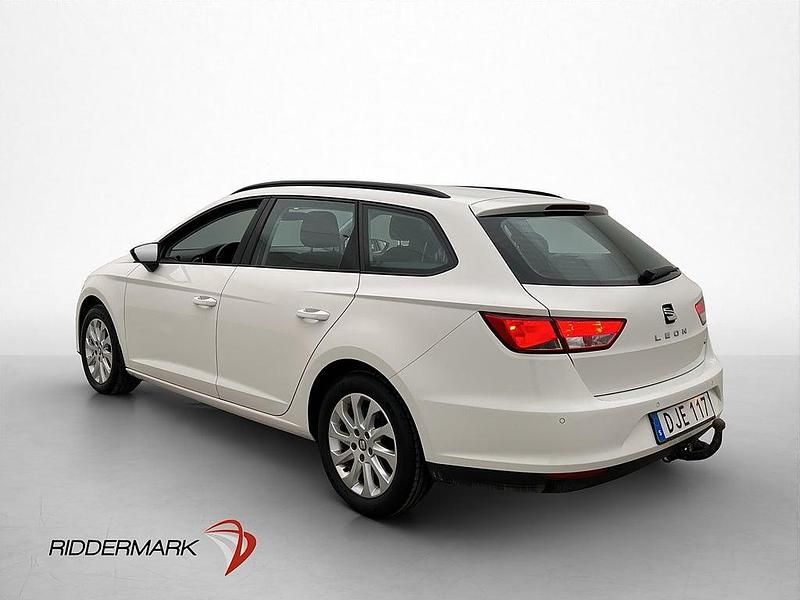 Begagnad Seat Leon ST Style 110 HK (80 kW) 2016 Vit Kombi