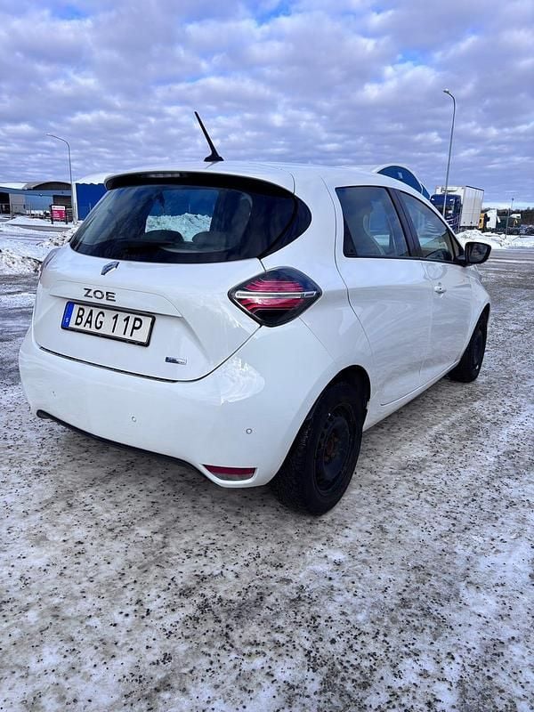 Begagnad Renault Zoe 80 kW (109 HK) 2020 Halvkombi