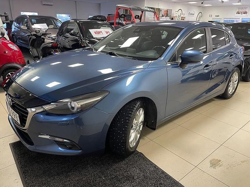 Blå Begagnad 2018 Mazda 3 Inclusive Halvkombi | 172 500 kr (Marknadspris) - Bild 1/4