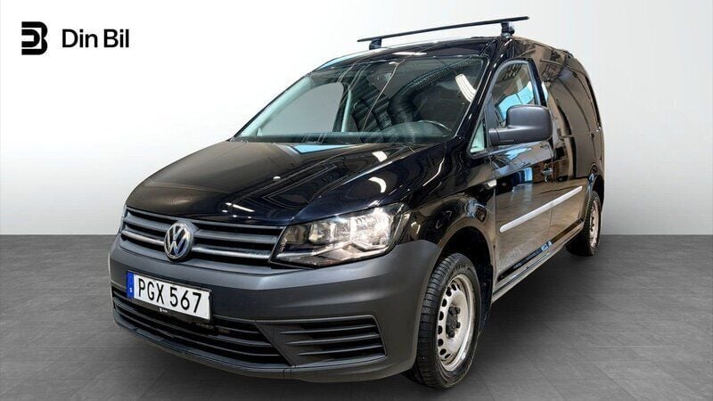Svart (deep black pärleffekt) Begagnad 2017 VW Caddy Maxi Comfortline Minibuss | 159 900 kr - Bild 1/4