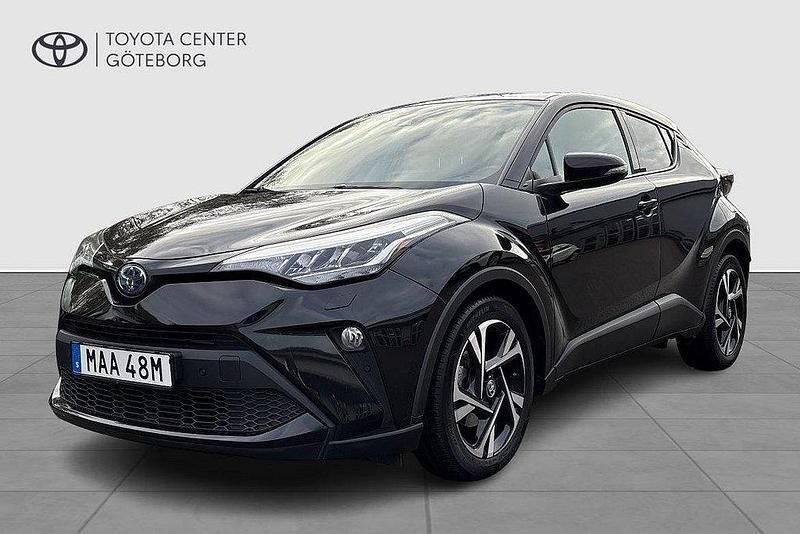 Svart Begagnad 2022 Toyota C-HR Edition SUV | 269 900 kr (Marknadspris) - Bild 1/4