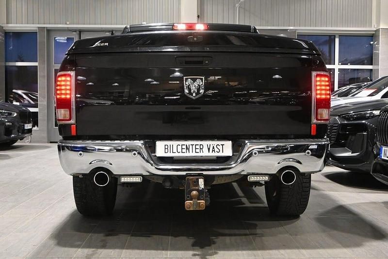 Begagnad Dodge Ram 394 HK (289 kW) 2018 Svart