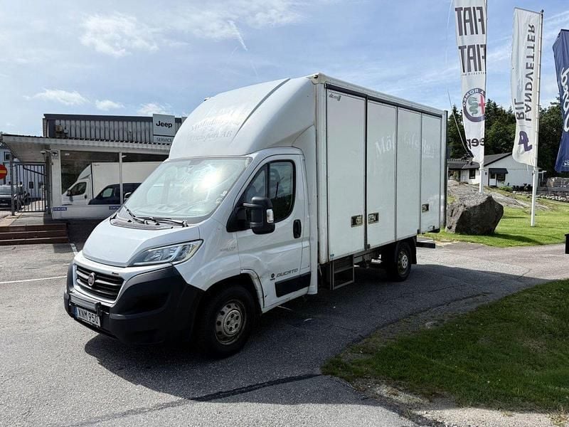 Vit Begagnad 2018 Fiat Ducato Van | 160 000 kr (Marknadspris) - Bild 1/4