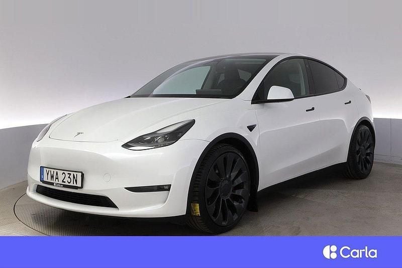Vit Begagnad 2023 Tesla Model Y Performance SUV | 464 900 kr (Marknadspris) - Bild 1/4