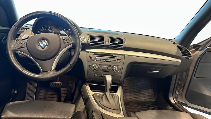 Begagnad BMW 135 Advantage 2008 Silver Halvkombi