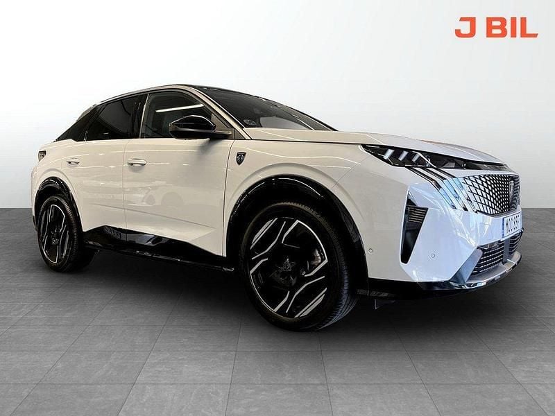 Vit Begagnad 2024 Peugeot e-5008 Ultimate SUV | 499 900 kr - Bild 1/4