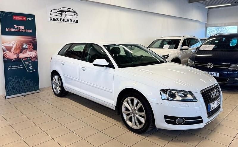 Vit Begagnad 2012 Audi A3 Comfort Kombi | 70 000 kr (Marknadspris) - Bild 1/4