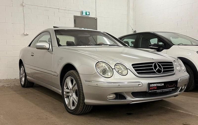 Begagnad Mercedes CL500 306 HK (225 kW) 2000 Silver Sportkupé