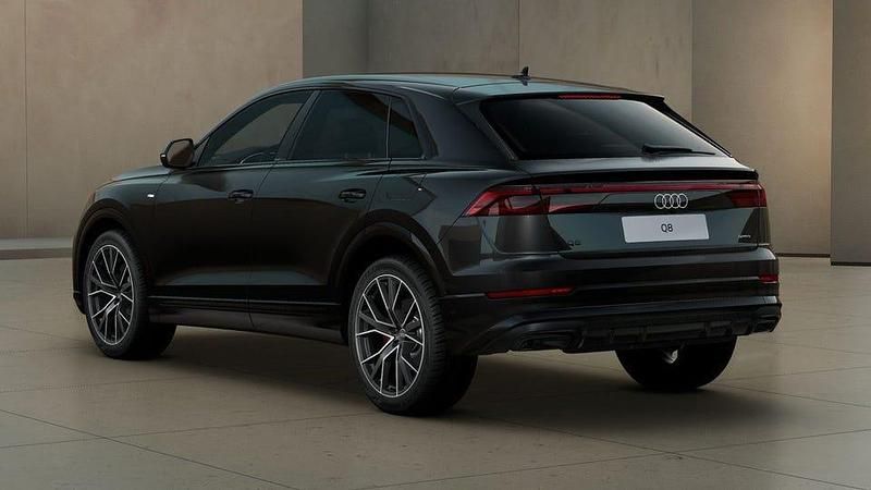 Ny Audi Q8 490 HK (360 kW) 2025 Mytsvart metallic SUV