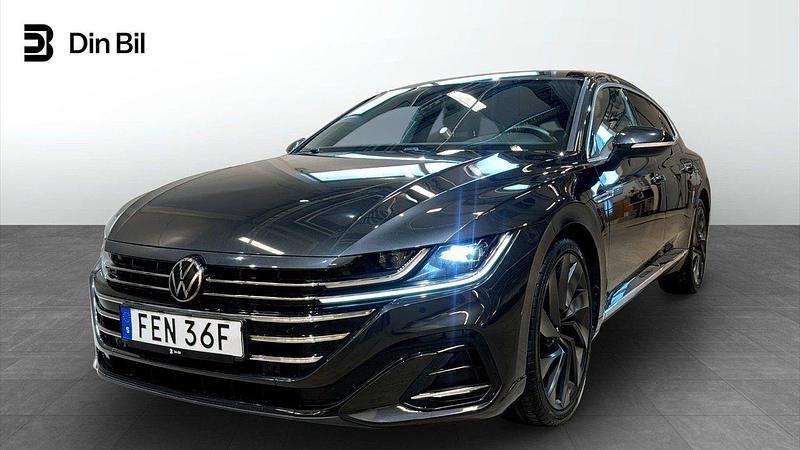 Mörkgrå Begagnad 2023 VW Arteon R-line Kombi | 419 900 kr (Dyr) - Bild 1/4