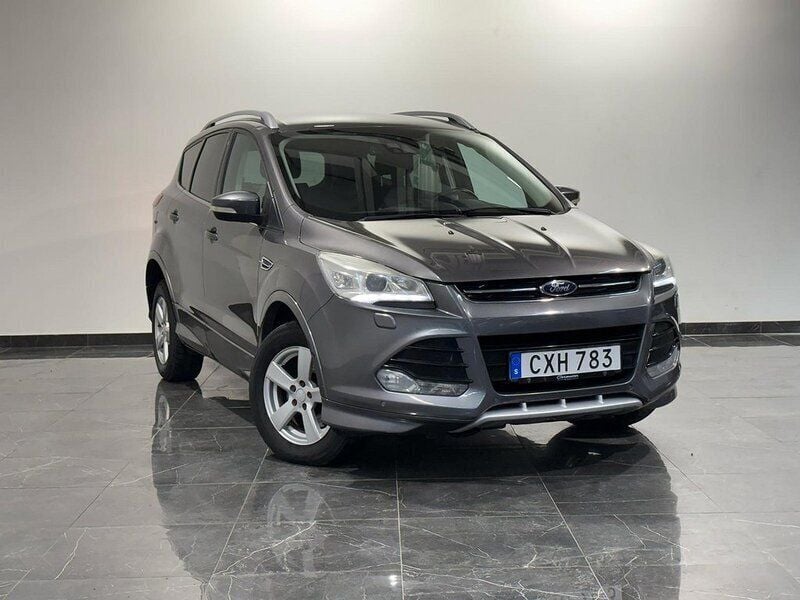 Grå Begagnad 2014 Ford Kuga Titanium SUV | 99 000 kr (Marknadspris) - Bild 1/4