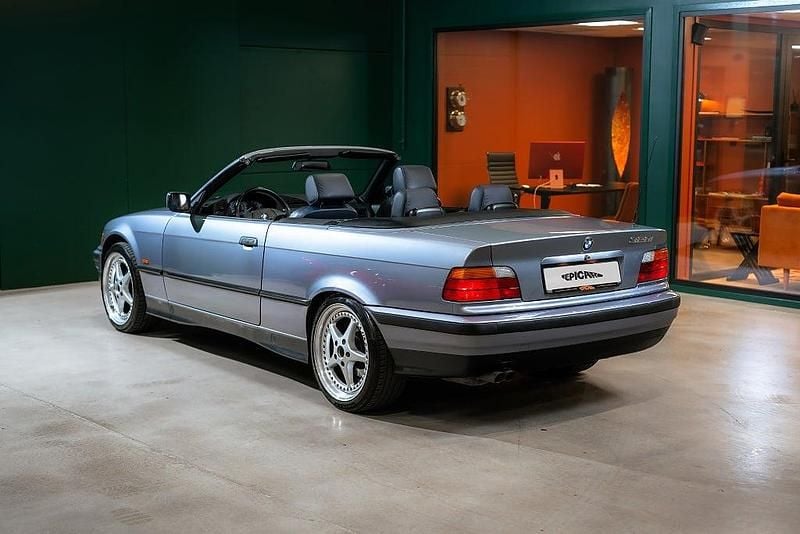 Begagnad BMW 328 Cabriolet 193 HK (141 kW) 1997 Ljusblå Cab