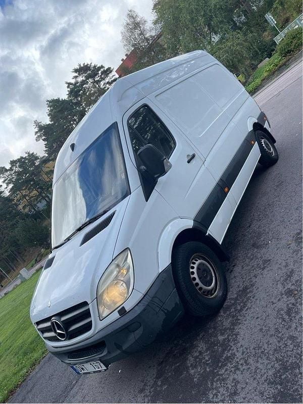 Vit Begagnad 2007 Mercedes Sprinter Van | 85 000 kr (Bra pris) - Bild 1/4