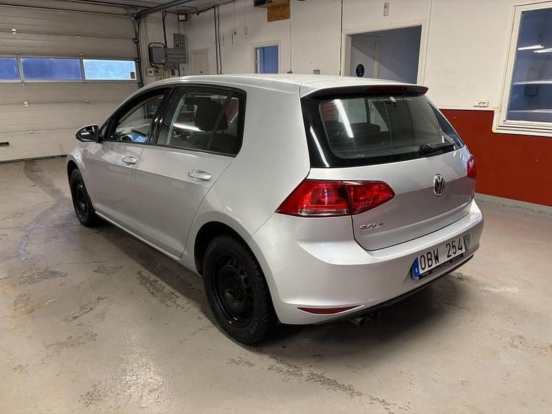 Begagnad VW Golf VII 105 HK (77 kW) 2014 Silver