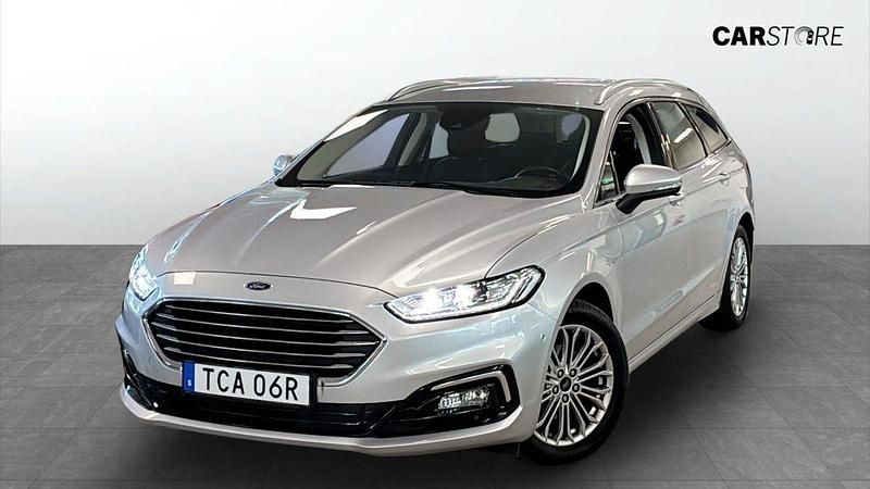 Grå (white) Begagnad 2022 Ford Mondeo Titanium Kombi | 229 000 kr (Bra pris) - Bild 1/4