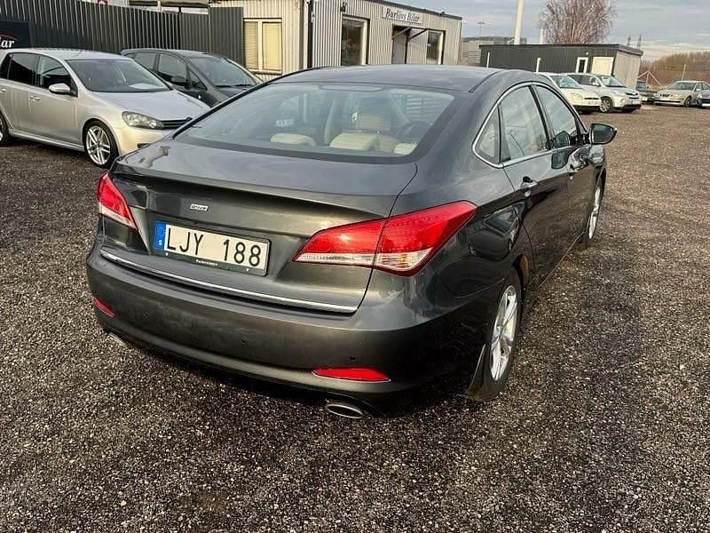 Begagnad Hyundai i40 136 HK (100 kW) 2012 Grå