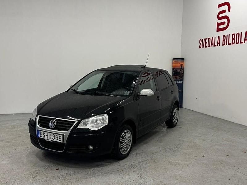 Begagnad VW Polo 80 HK (58 kW) 2009 Svart Halvkombi