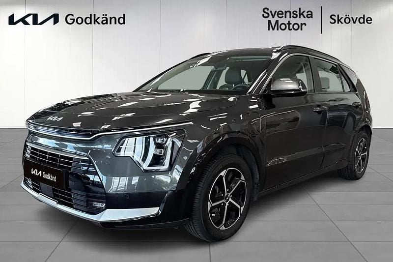 Begagnad 2023 Kia Niro SUV | 309 200 kr (Superpris) - Bild 1/4