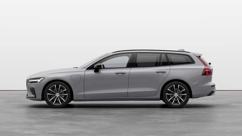 Grå Ny 2024 Volvo V60 Plus Kombi | 549 800 kr (Dyr) - Bild 1/4