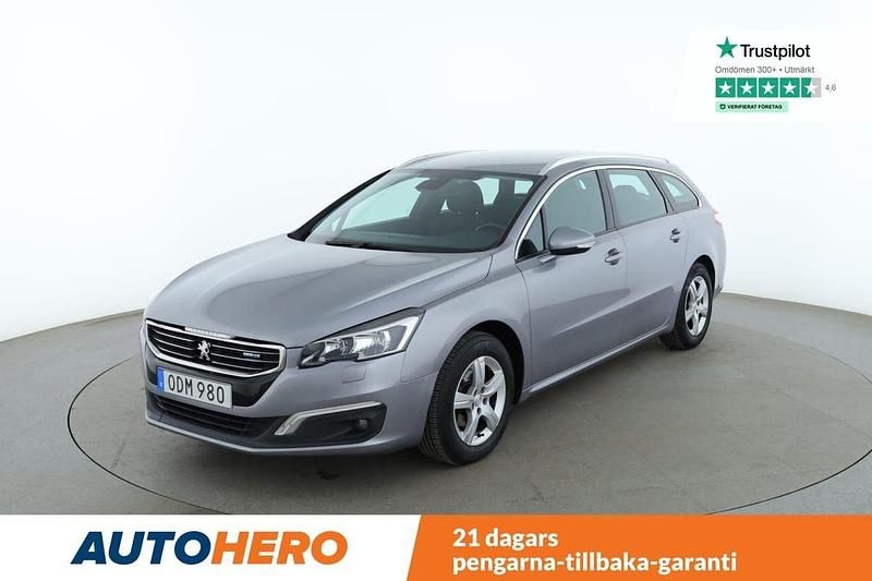 Grå Begagnad 2016 Peugeot 508 Active Kombi | 142 000 kr (Marknadspris) - Bild 1/4