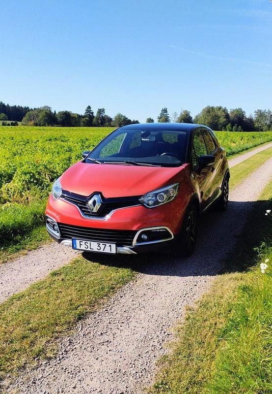 Begagnad 2016 Renault Captur SUV | 79 000 kr (Marknadspris) - Bild 1/4