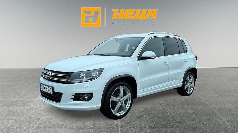 Vit Begagnad 2014 VW Tiguan R-line SUV | 99 800 kr (Bra pris) - Bild 1/4