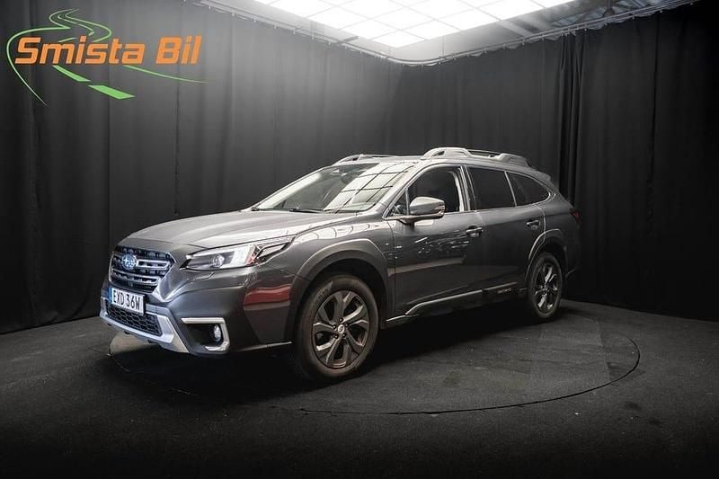 Grå Begagnad 2021 Subaru Outback Kombi | 284 900 kr (Lite dyr) - Bild 1/3