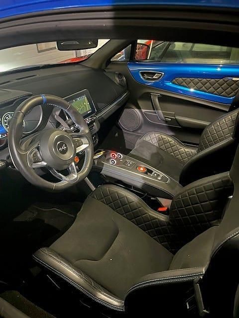 Begagnad Alpine A110 252 HK (185 kW) 2019 Alpine blå Sportkupé