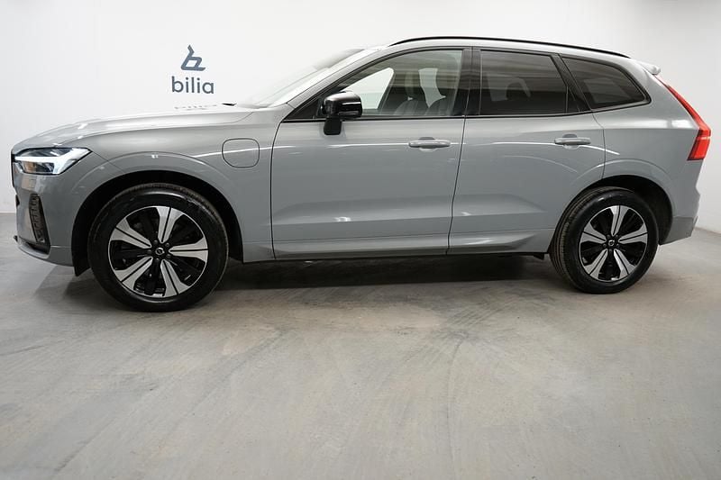 Begagnad Volvo XC60 Plus 349 HK (256 kW) 2023 Grå SUV