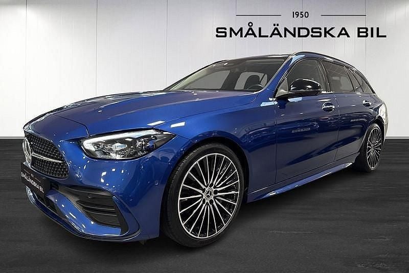 Blå Begagnad 2022 Mercedes C220 AMG line Kombi | 449 000 kr (Marknadspris) - Bild 1/4