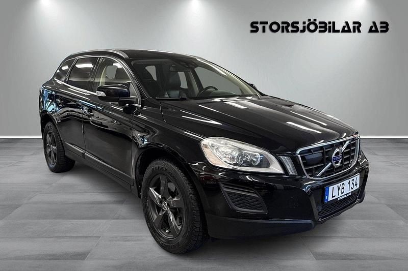 Svart Begagnad 2011 Volvo XC60 Summum SUV | 179 000 kr (Marknadspris) - Bild 1/4