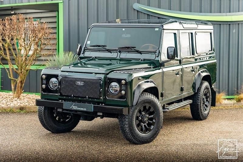 Begagnad Land Rover Defender 122 HK (89 kW) 2004 Grön Kombi
