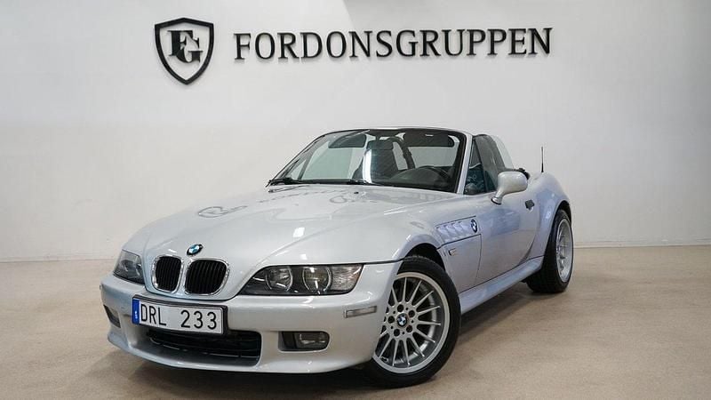 Begagnad BMW Z3 170 HK (125 kW) 2001 Silver Cab