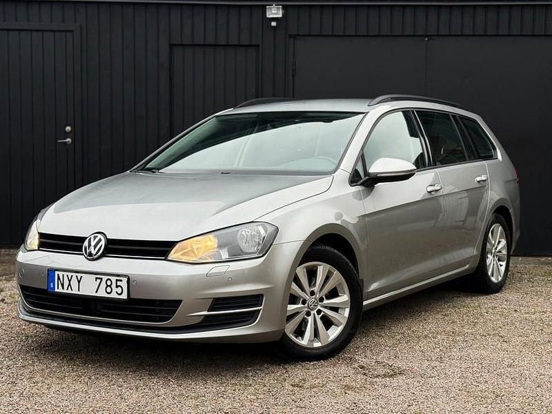 Begagnad VW Golf VII 105 HK (77 kW) 2013 Silver Kombi