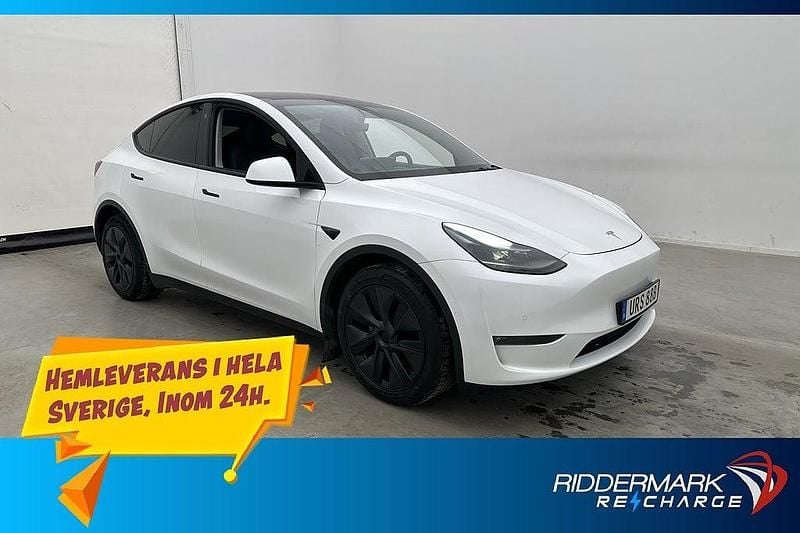 Vit Begagnad 2021 Tesla Model Y Long Range AWD SUV | 299 800 kr (Marknadspris) - Bild 1/3