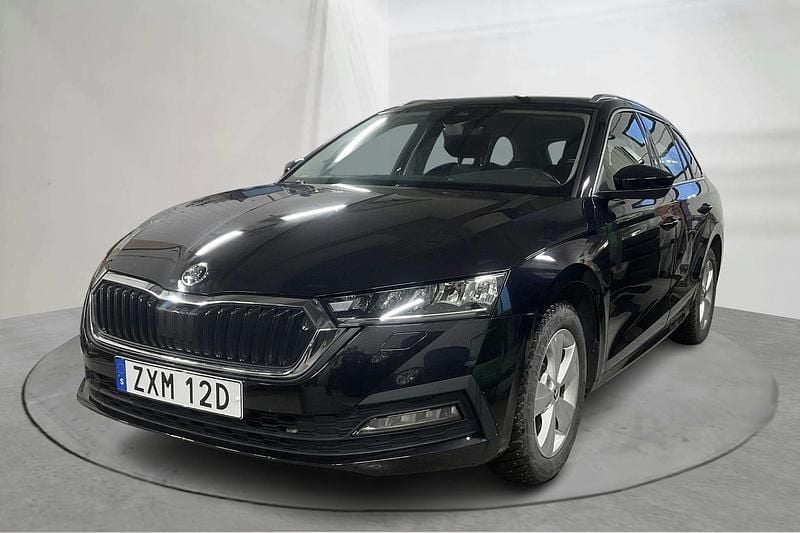 Begagnad Skoda Octavia 150 HK (110 kW) 2021 Svart Kombi