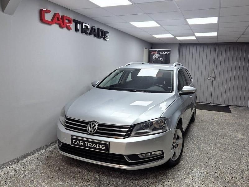 Silver Begagnad 2011 VW Passat Kombi | 64 900 kr (Marknadspris) - Bild 1/4