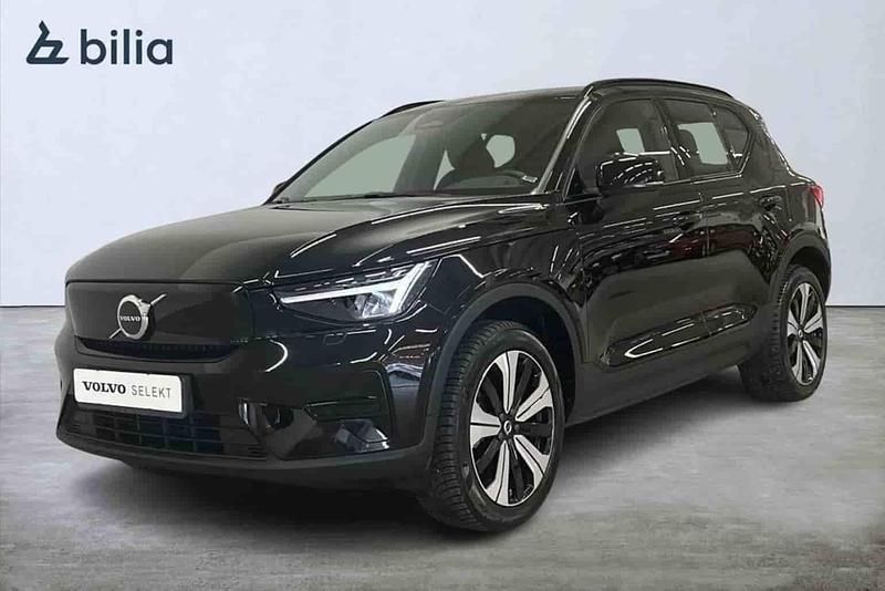 Svart Begagnad 2023 Volvo XC40 Single Motor SUV | 334 900 kr - Bild 1/1