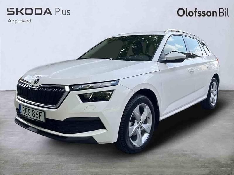 Vit Begagnad 2022 Skoda Kamiq SUV | 249 000 kr (Marknadspris) - Bild 1/1
