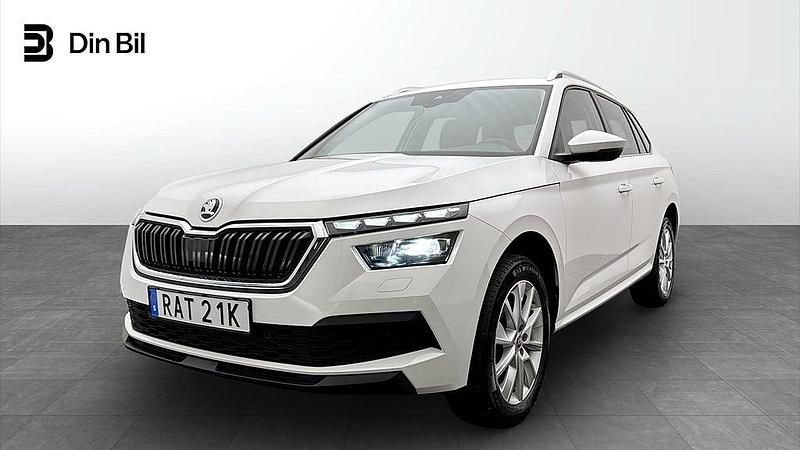 Vit Begagnad 2023 Skoda 110 R Adventure Halvkombi | 219 900 kr - Bild 1/4