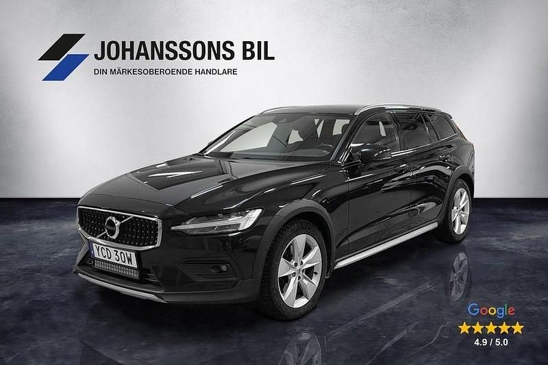 Svart Begagnad 2019 Volvo V60 CC Pro Kombi | 299 900 kr (Marknadspris) - Bild 1/4