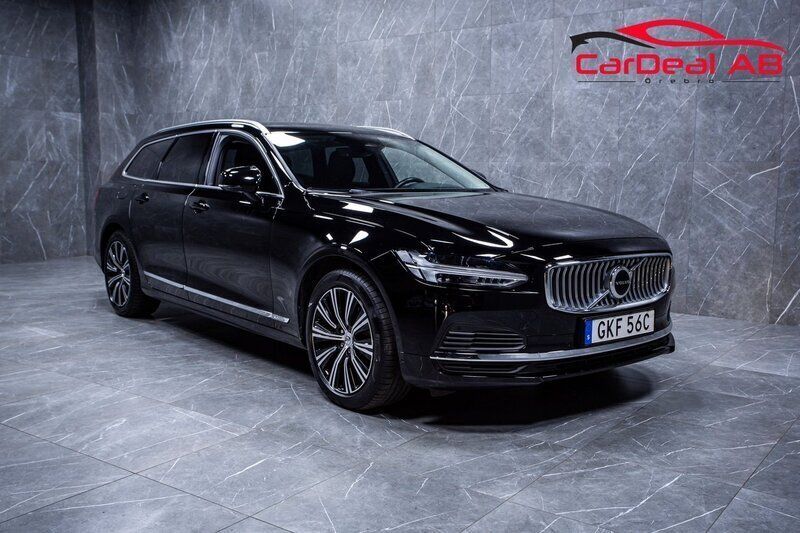 Svart Begagnad 2022 Volvo V90 Inscription Kombi | 378 800 kr (Marknadspris) - Bild 1/4