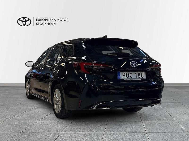 Ny Toyota Corolla Active 98 HK (72 kW) 2025 Svart Kombi
