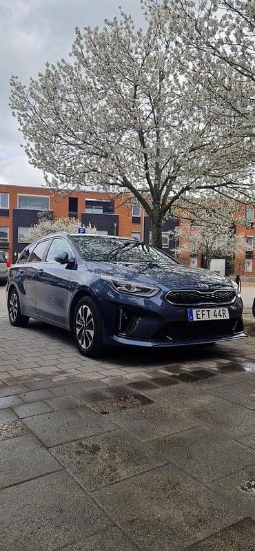Blå Begagnad 2020 Kia Ceed Kombi | 180 000 kr (Bra pris) - Bild 1/4
