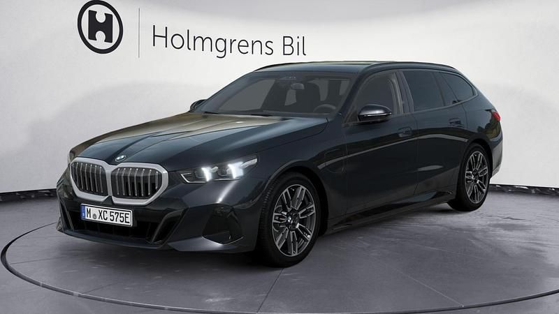 Ny BMW 530 Shadowline 2026 Grå Kombi