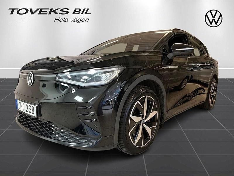 Svart (myth black metallic) Begagnad 2022 VW ID.4 GTX SUV | 299 000 kr (Marknadspris) - Bild 1/4