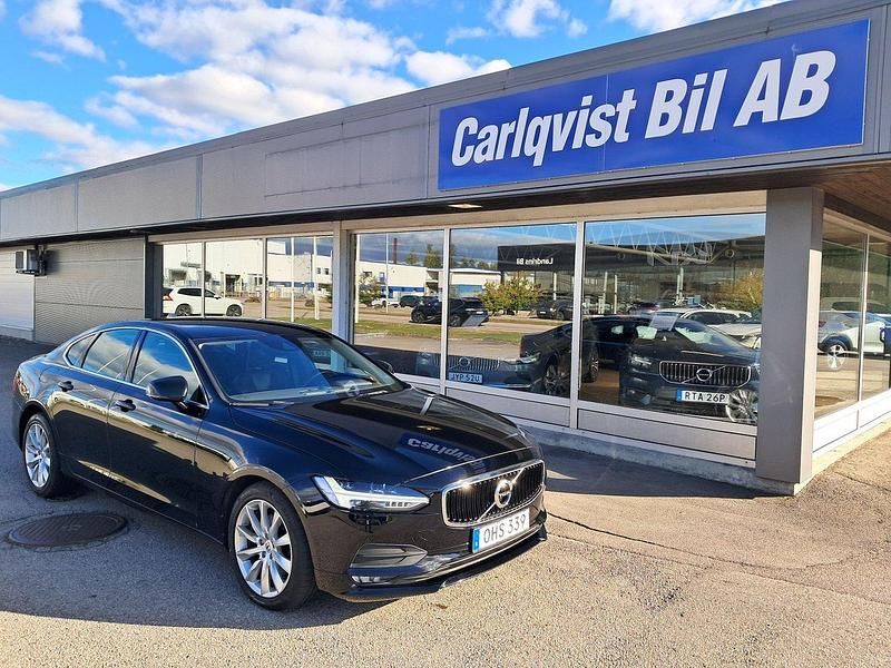 Svart Begagnad 2017 Volvo S90 Momentum Sedan | 219 000 kr (Marknadspris) - Bild 1/4