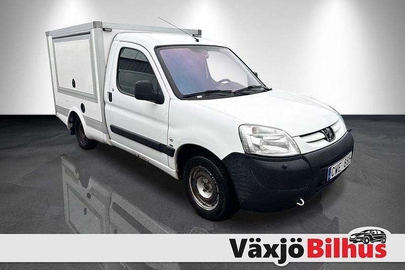 Vit Begagnad 2008 Peugeot Partner Minibuss | 44 900 kr (Dyr) - Bild 1/4