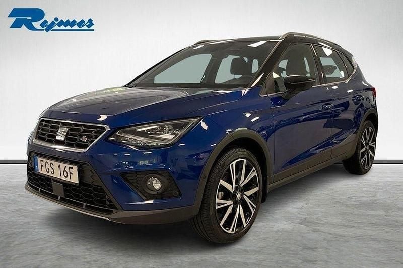 Blå Begagnad 2021 Seat Arona SUV | 164 800 kr (Marknadspris) - Bild 1/4