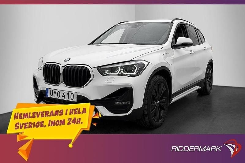 Vit Begagnad 2021 BMW X1 Sport Line SUV | 259 800 kr - Bild 1/3